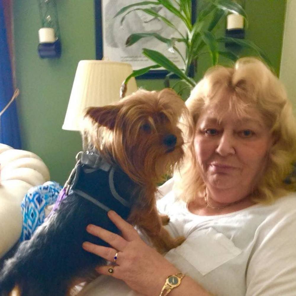 Meet your Posher, Saundra